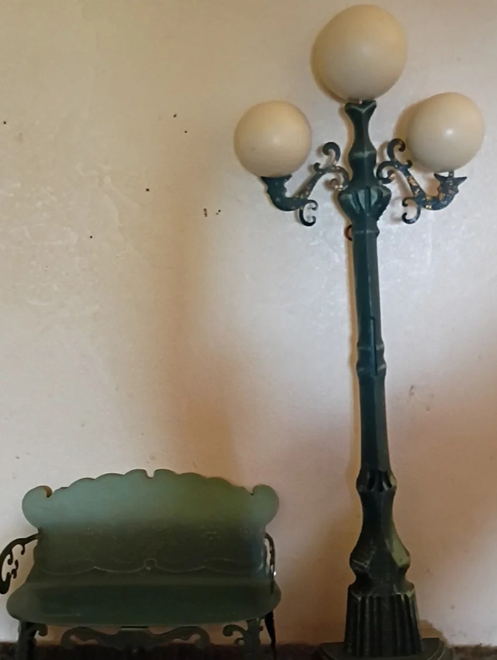 Home Interiors Green Three-Globe Lantern Floor Lamp with Matching Green Bench